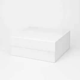 pudelko-magnetyczne-a4-biale-330x255x115-mm-luksusowe-opakowanie-premium