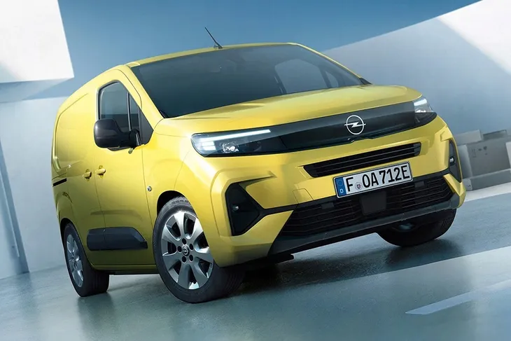 pokrowce-opel-combo-e-od-2018-van-3-osoby-producent-atra-stan-nowy-numer-katalogowy-producenta-779836