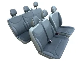 pokrowce-renault-trafic-6-osob-brygadowka-doka