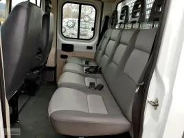 pokrowce-toyota-proace-max-od-2024-7-osob-brygadowka-doka