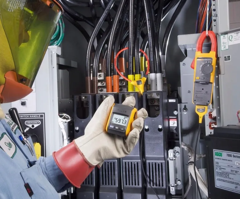 miernik-cegowy-fluke-381