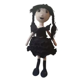 lalka-wednesday-na-szydelku-30cm-rekodzielo-handmade-prezent