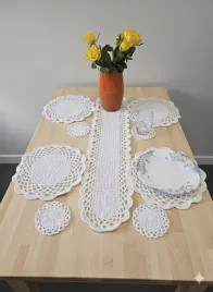 szydelkowy-komplet-na-stol-bieznik-8-podkladek-bialy-sznurek-2mm