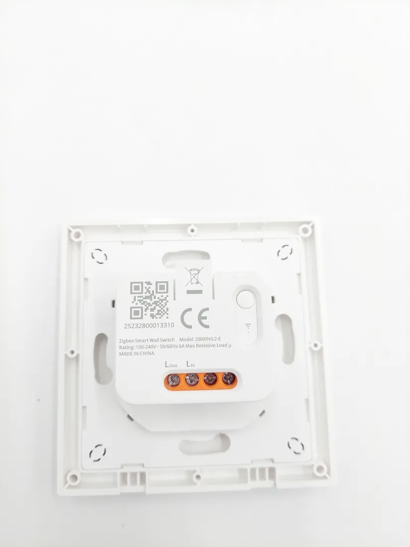 smart-przelacznik-scienny-sonoff-zbminil2-e-zigbee