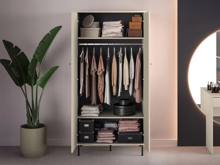 nowoczesna-szafa-ryflowane-fronty-bez-marka-ml-meble