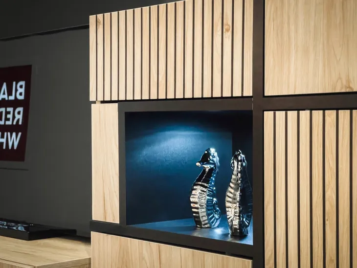 komoda-cross-hackory-jackson-led-glebokosc-mebla-45-cm