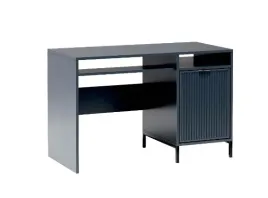 nowoczesne-biurko-ryflowane-fronty-indigo-granat-metalowe-nogi-styles