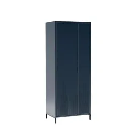 nowoczesna-szafa-dwudrzwiowa-ryflowane-fronty-indigo-granat-metalowe-nogi-s