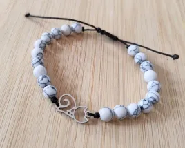 bransoletka-bialy-turkus-z-kotem-regulowana