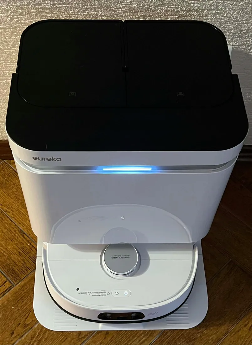 robot-sprzatajacy-eureka-j15-pro-ultra-bialy