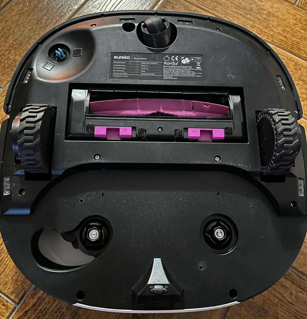 robot-sprzatajacy-eureka-j15-pro-ultra-bialy-stan-powystawowy
