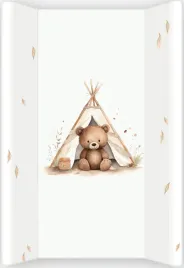przewijak-sztywny-sweet-baby-50-x-70-cm-bialy-mis-w-tipi-ceratka-nakladka