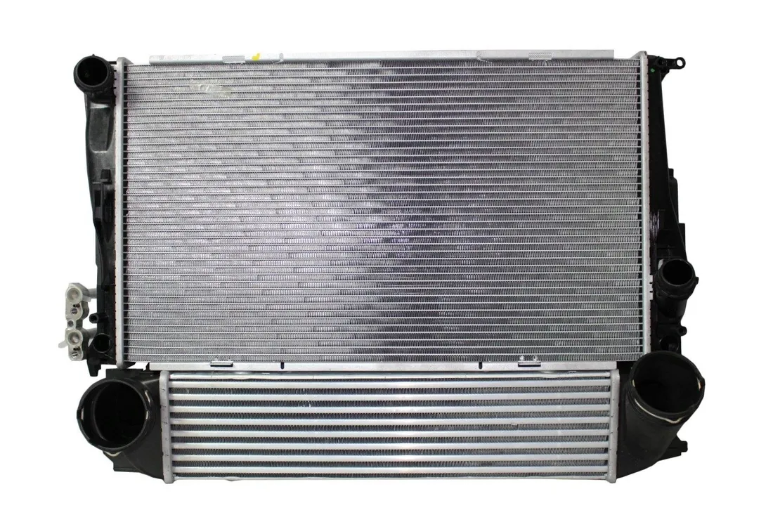 komplet-chlodnic-bmw-1-e81-e82-e87-e88-135-stan-nowy