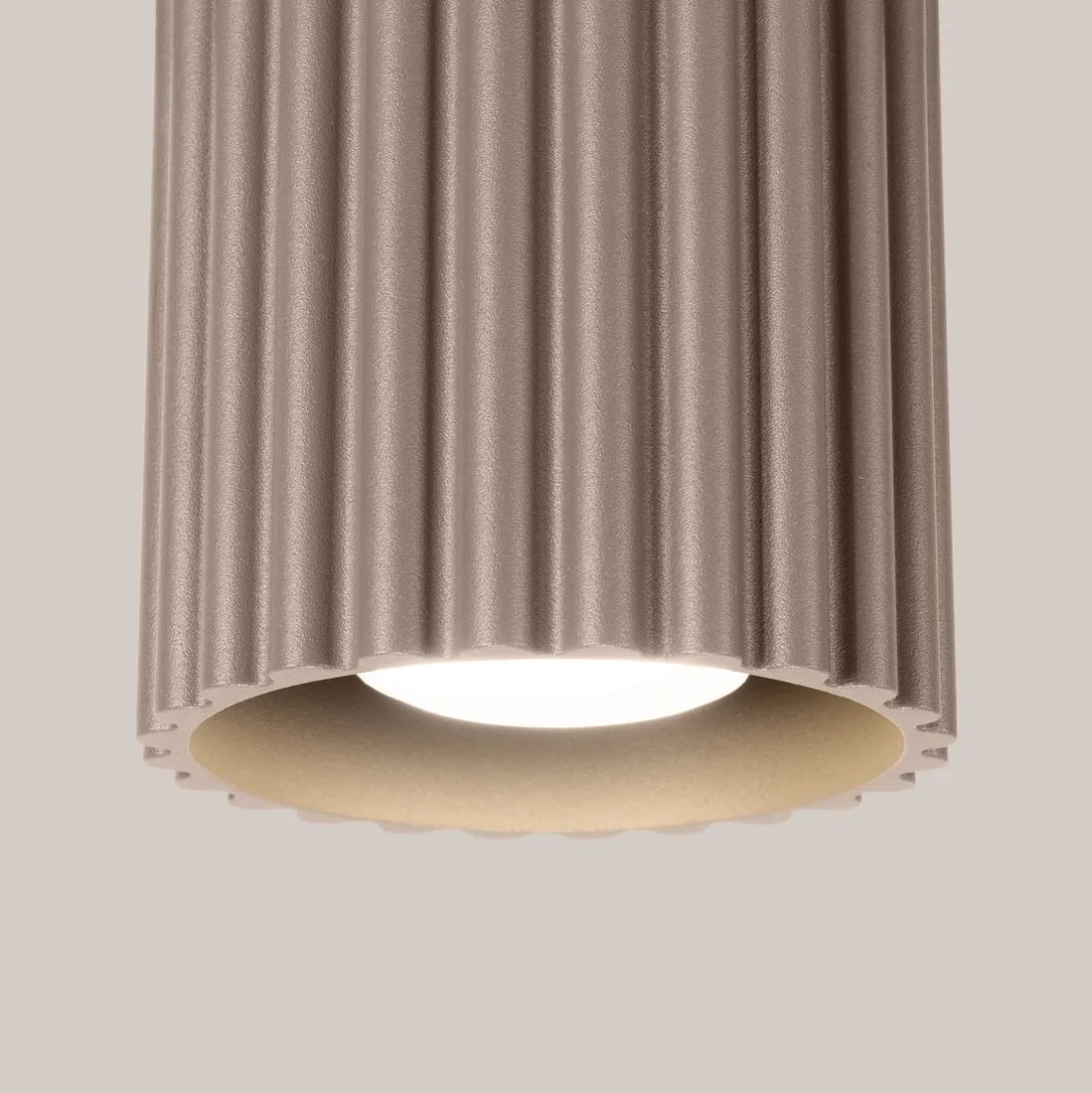 aura-lampa-sufitowa-1xgu10-taupe-sollux