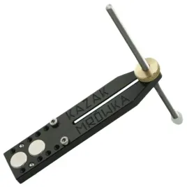 urzadzenie-na-ostrzalke-do-utrzymania-kata-ostrzenia-nozy-kazak-m1