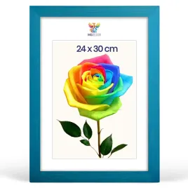 ramka-na-zdjecia-24-x-30-cm-turkusowa-z-naturalnego-drewna
