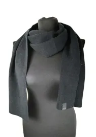 czarny-szalik-alviero-martini