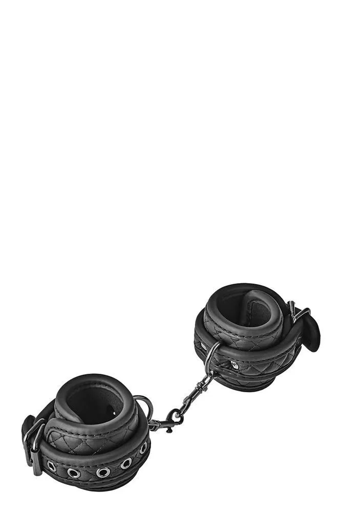 blaze-handcuff-diamond-black