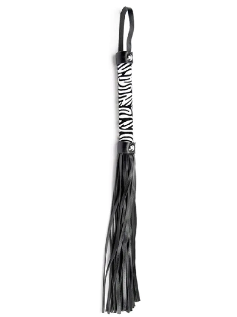 white-small-leopard-flogger