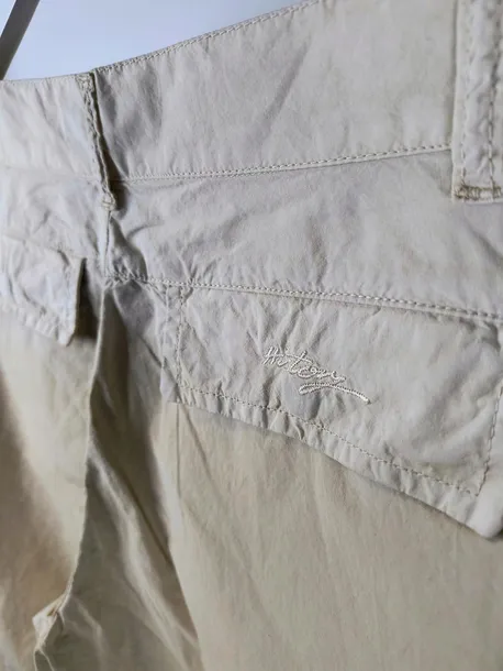 history-spodnie-bezowe-marka-bez-marki