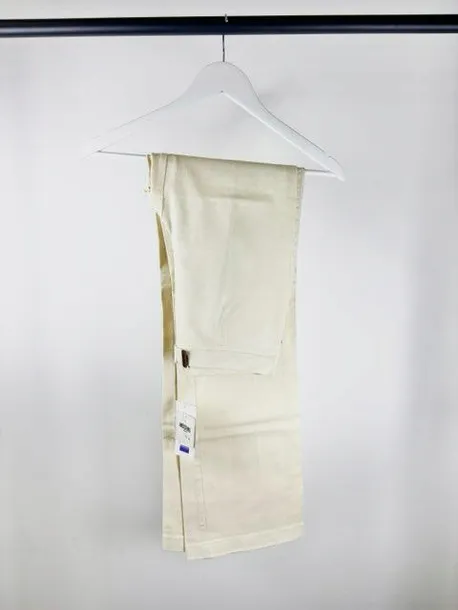 bezowe-spodnie-rozmiar-xl-fason-kuloty