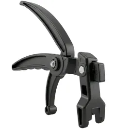 szczypce-kleszcze-zaciskacze-do-systemu-poziomowania-plytek-polski-produkt