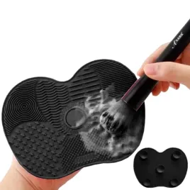 mata-z-przyssawkami-do-czyszczenia-pedzli-pedzelkow-myjka-czyscik