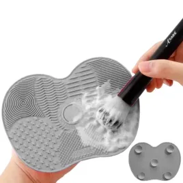 mata-z-przyssawkami-do-czyszczenia-pedzli-pedzelkow-myjka-czyscik