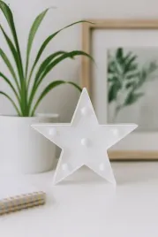 gwiazda-swiateczna-led-dekoracyjna-lampka-stojaca-24-cm