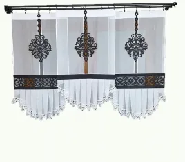 zestaw-paneli-z-ozdobnym-czarnym-azurem-115x60cm