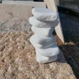 kamien-bialy-thasos-plaski-5-10cm-do-malowania-20-kg-marka-manstone