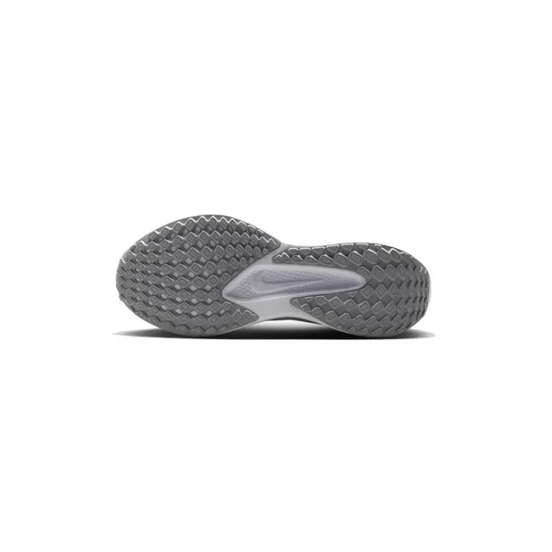 quest-6-marka-nike