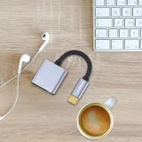 przejsciowka-adapter-2w1-usb-c-greater-usb-c-aux