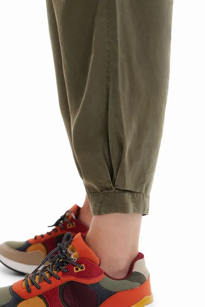 spodnie-damskie-desigual-solid-zielone-kolor-khaki