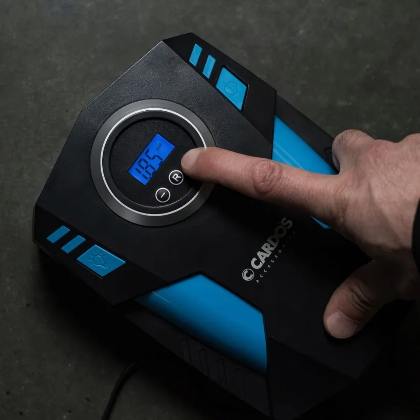 kompresor-samochodowy-12v-cardos-sprezarka-pompka-przenosna-do-kol-latarka-stan-nowy