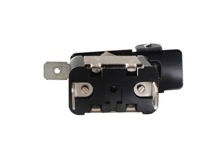 wlacznik-rajdowy-1-blue-funkcje-inne