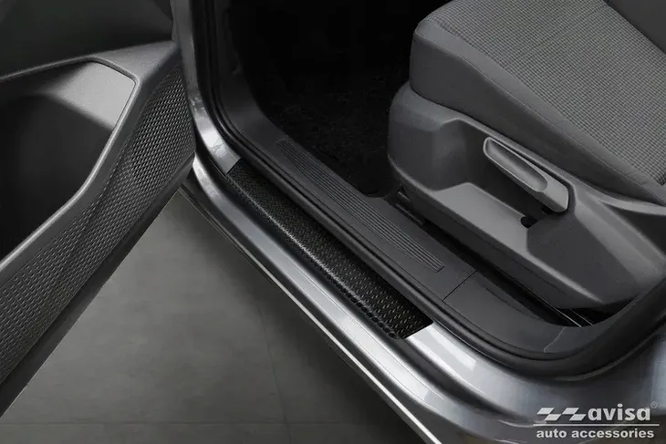 nakladki-progowe-volkswagen-caddy-5-stan-nowy-producent-avisa-numer-katalogowy-producenta-2-22700