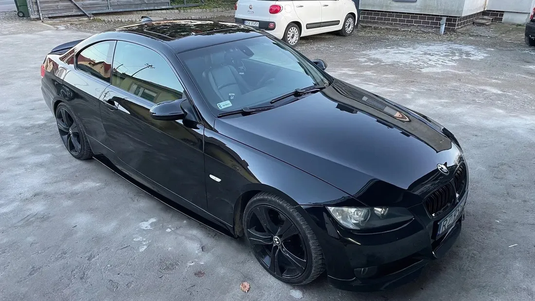 dokladki-progow-e90-e91-e92-e93-splitter-boczne-progi-mpakiet-czarny-polysk