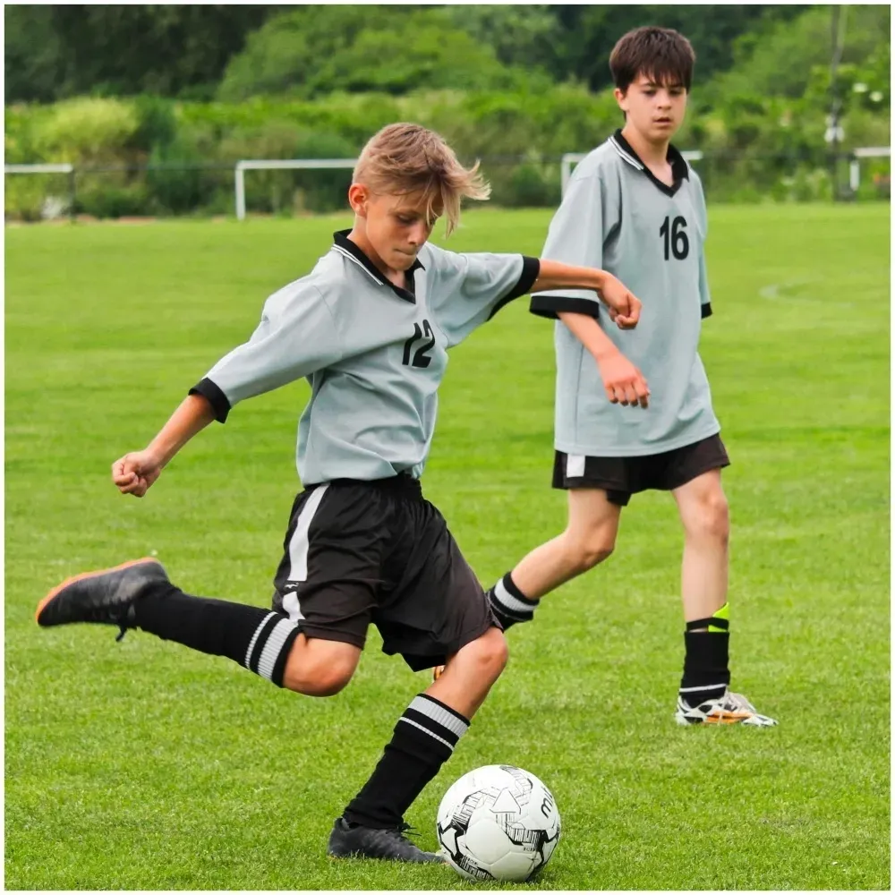 bramka-pilkarska-leo