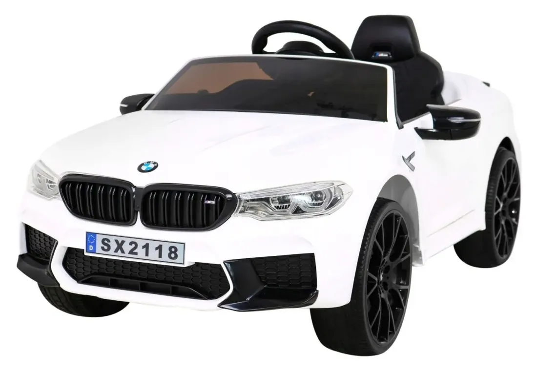 pojazd-bmw-m5-drift-bialy