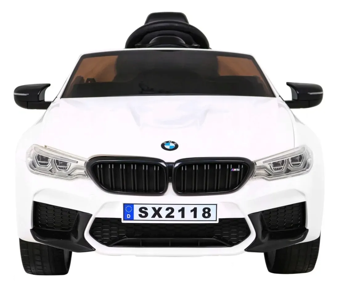 pojazd-bmw-m5-drift-bialy