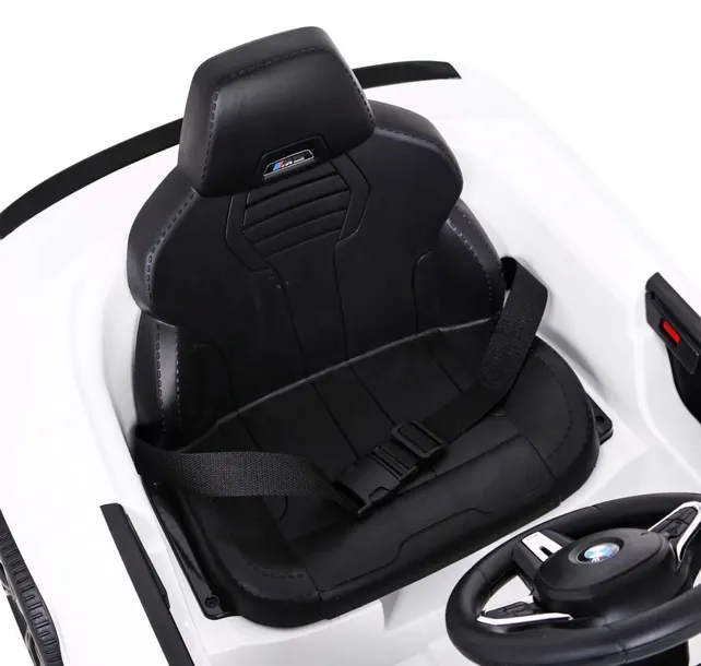 pojazd-bmw-m5-drift-bialy-waga-z-opakowaniem-29-3-kg