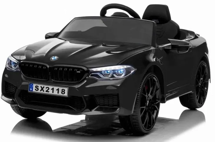 pojazd-bmw-m5-drift-bialy-stan-nowy-kolor-bialy-czarny-czerwony-niebieski