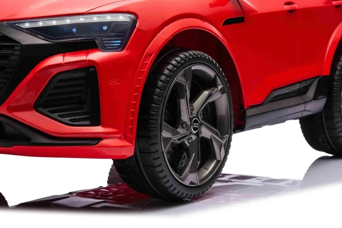pojazd-audi-sq8-czerwony