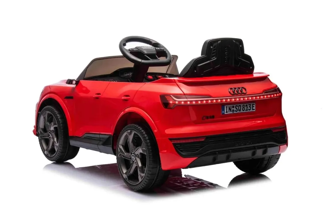 pojazd-audi-sq8-czerwony