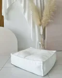 pufa-mala-dla-dziecka-boucle-biala-stan-nowy