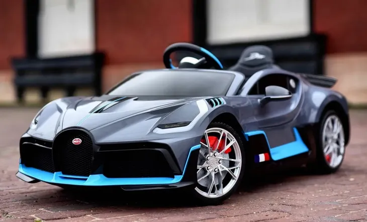 bugatti-divo-autko-na-akumulator-dla-dzieci-pilot-stan-nowy-wiek-dziecka-12-m