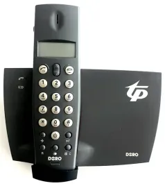 telefon-stacjonarny-bezprzewodowy-doro-x100