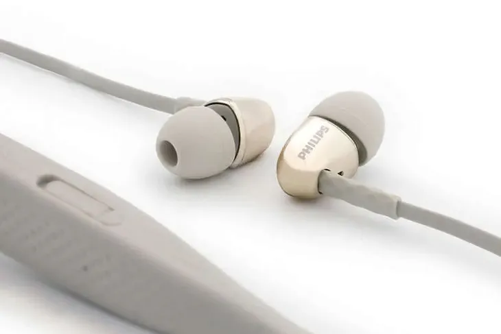 sluchawki-douszne-philips-shb5950-bluetooth-biale-waga-produktu-30-g