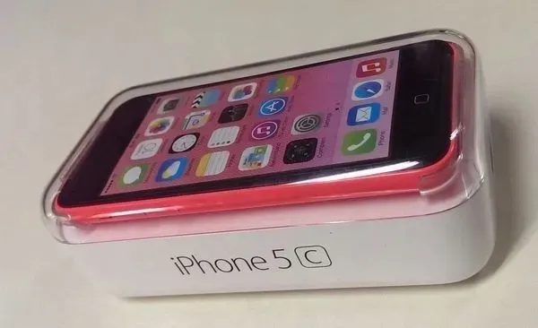 iphone-5c-16gb-rozowy-kolor-rozowy